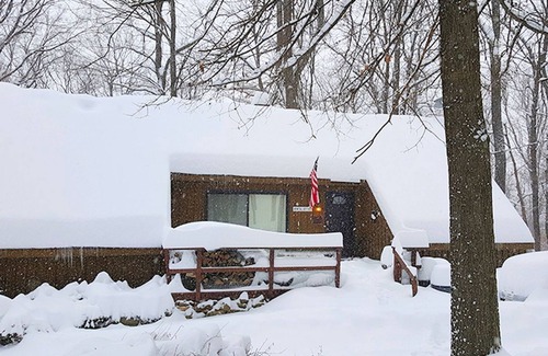 Champion House | Charmingly Rustic Weekend Getaway in the Mountains near Pittsburgh, Pennsylvania
