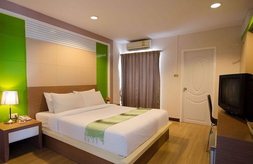 Khon Kaen Hotel | Charoenchit House