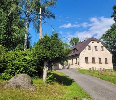 Tanvald Ski Chalet | Chata Na Cvičence