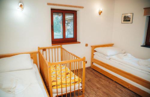 Tatranska Lomnica Ski Chalet | Chata Prekrásnô - Chaty Rozprávkovo