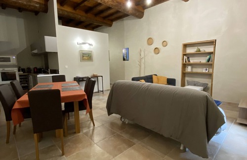 Lussan Apartment | Chateau apartment for 4 people with shared pool