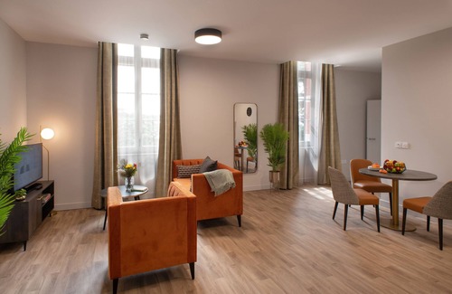 Pin-Balma Hotel | Chateau Camas