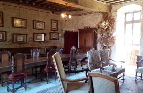 Chemery Bed & Breakfast | Chateau de Chémery