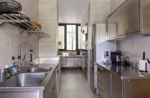 Saint-Loup-Geanges Other | Chateau De Reon - Nine Bedroom Castle, Sleeps 15