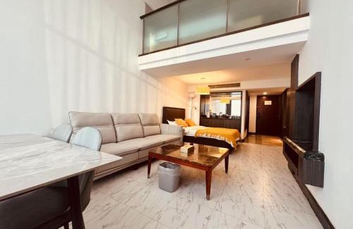 Guomao Apartment | Chateau Lizhi Hotel