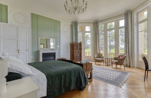 Gigondas Other | Chateau Vaucluse - Eight Bedroom Castle, Sleeps 12