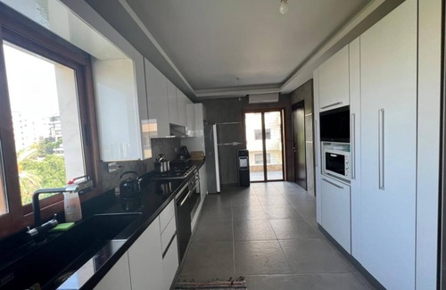 Naqqache Apartment | Cheerful 3 bedroom flat with jaccuzi & open view