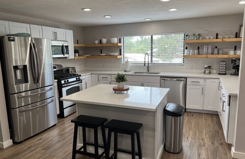 Payson House | Cheerful 4 Bedroom Getaway