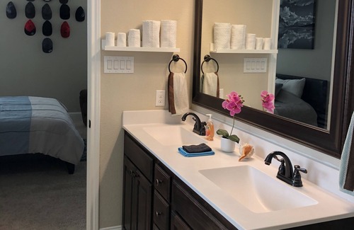 Red Oak House | Cheerful 4 bedroom home and private pool