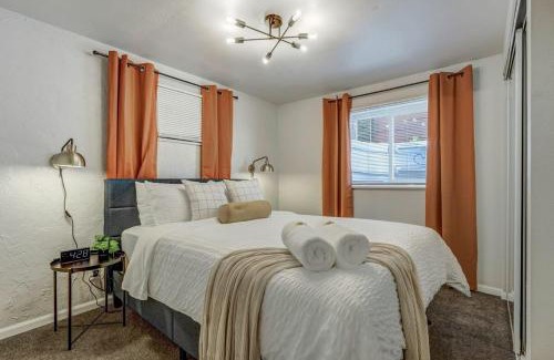 Village Seven Apartment | Cheerful Cove - Cozy Basement Centrally Located