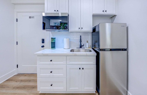 Galveston Apartment | Cheetah Crush Studio Apartment