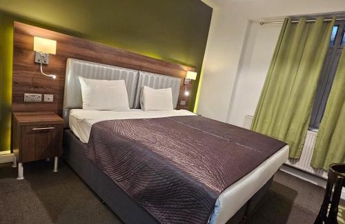 Earl's Court Hotel | Chelsea House Hotel - B&B
