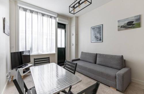 11th Arrondissement Apartment | Chemin Vert/Voltaire : Charming Apartment 4P