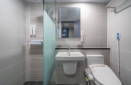 Jecheon Hotel | Cheongpung Resort Lake Hotel