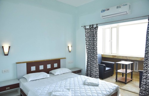 Kuzhuppilly House | Cherai Blue Lagoons Villa, Natural pool,Pond,Lake side, Outdoor sports area