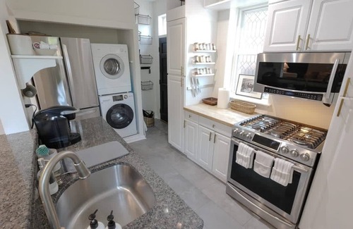 Stanton Park House | Cherry Blossom Charm