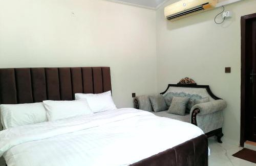 Azad Kashmir Cabin | Cherry Garden Terrace Hotel & Restaurant