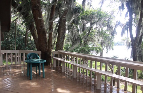 Madison House | Cherry Lake Home Perfect for Family Gatherings. Close to Wild Adventures.