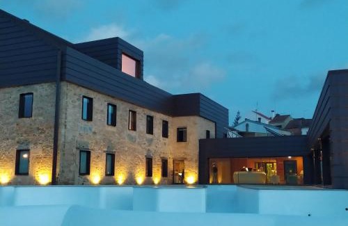 Paul House | Cherry Sculpture Hotel