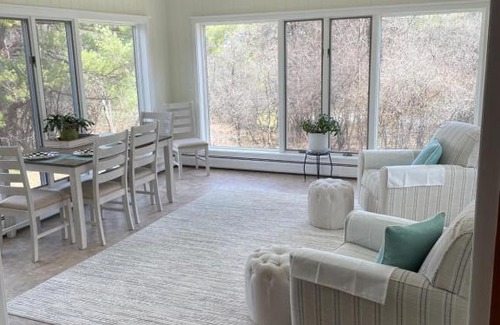 Watkins Glen House | Chestnut Cottage