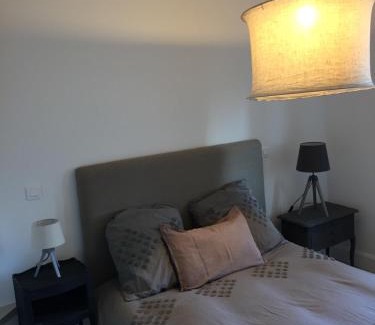 Pierrevert Apartment | Chez Enzo