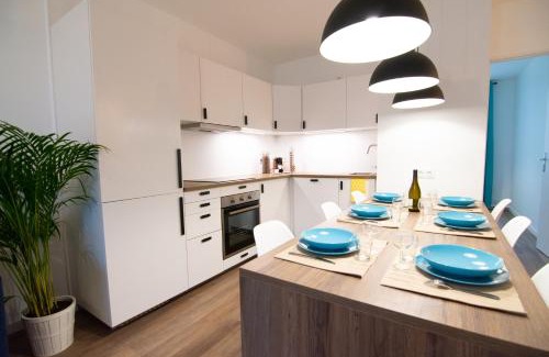 Grand Clement Apartment | Chez Jules - Tram, Bus, 8 pers., 3ch, wifi