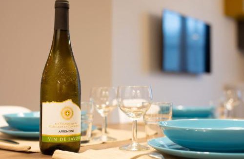 Grand Clement Apartment | Chez Jules - Tram, Bus, 8 pers., 3ch, wifi