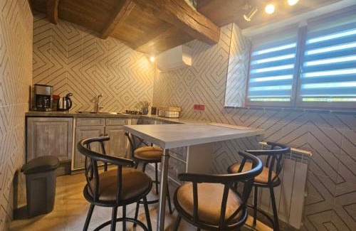 Saint-Martin-sur-Ocre House | Chez les 2 freds