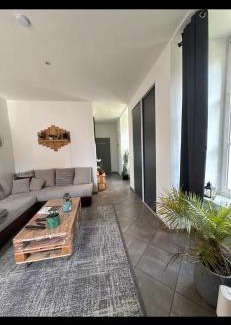 Saint-Flour Apartment | Chez Louis