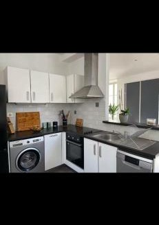 Saint-Flour Apartment | Chez Louis