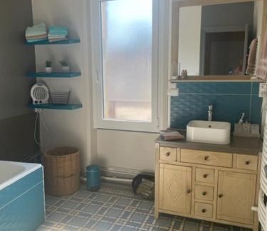 Charleville-Mezieres House | Chez Mathilde et Gaby, chambre d'hôtes