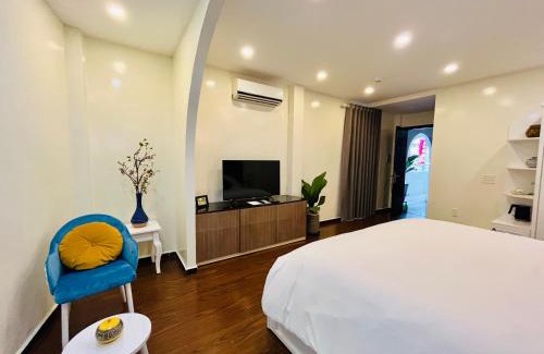 Bach Dang Riverside Hotel | Chez Mimosa Corner - New address 90 Đề Thám