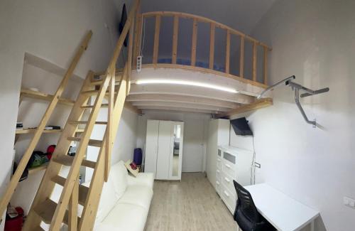 Taranto Apartment | Chez moi