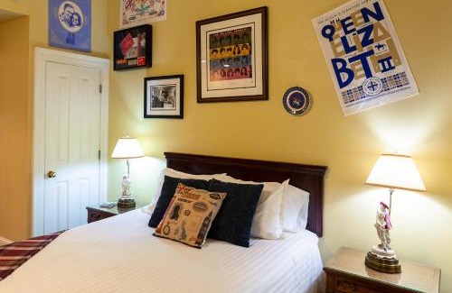 Faubourg Marigny Bed & Breakfast | Chez Palmiers B&B
