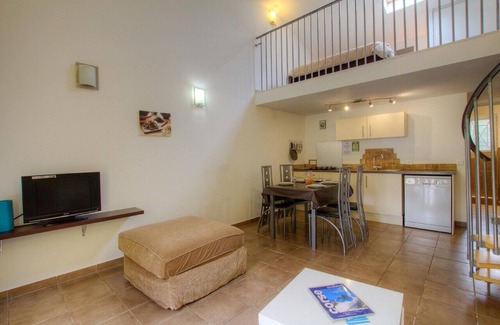 San-Gavino-di-Carbini Condo | Chez Pierre at Gialla villa near Porto-Vecchio