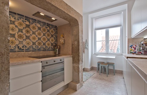 Misericordia Apartment | Chiado 4 - Alecrim - Wonderful apartment completely renovated keeping the traces of traditional Port