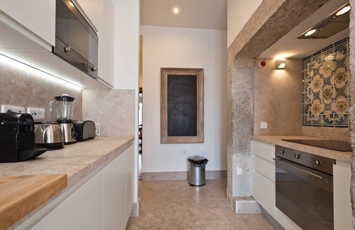 Misericordia Apartment | Chiado 4 - Alecrim - Wonderful apartment completely renovated keeping the traces of traditional Port