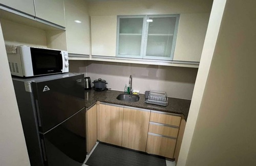 Pasay Apartment | Chic 1-bedroom apartment with AC, fitness room in vibrant Pasay City