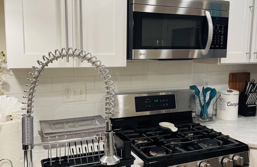 Capitol Hill Apartment | Chic 1-bedroom apartment in Washington, DC - 5 min walk to metro, near monuments