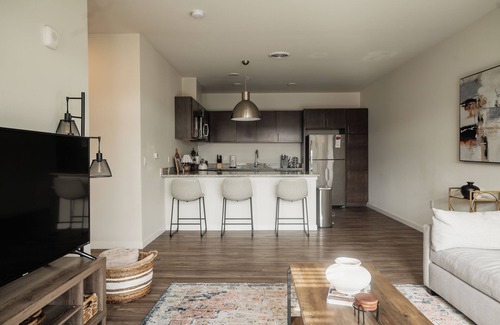 West Allis Apartment | Chic 1-bedroom apartment in cool West Allis with AC, fitness room