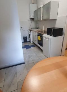 Simmering Apartment | Chic 1BR Apt Very Central in Vienna