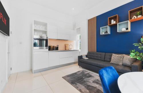 Shepherd's Bush Apartment | Chic 2 Bed Flat West London