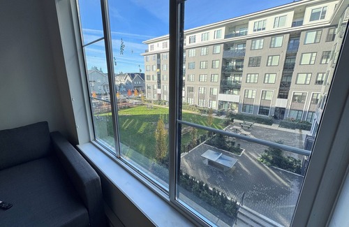 Fleetwood Apartment | Chic 2-Bed Near Local Hotspots! with fitness room, WiFi