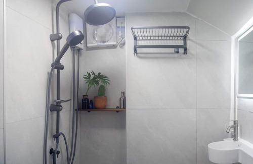 Lat Krabang Apartment | Chic 2-bedroom apartment with WiFi, AC in wonderful Near Suvarnabhumi Airport