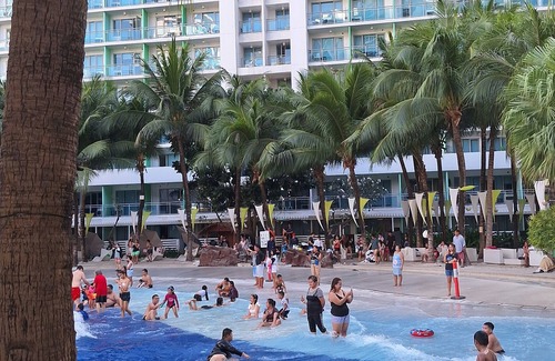 Taguig Condo | Chic 2-bedroom condo with AC, WiFi in enchanting Parañaque