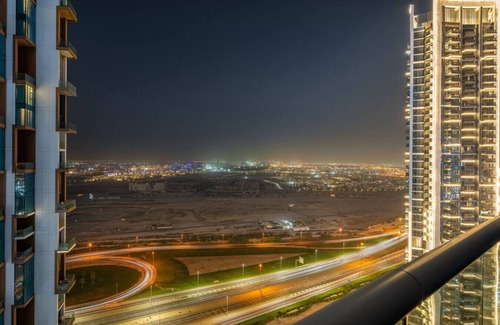 Business Bay Apartment | Chic 2BR Escape | Pool Access in Prime Dubai Spot Near Attractions