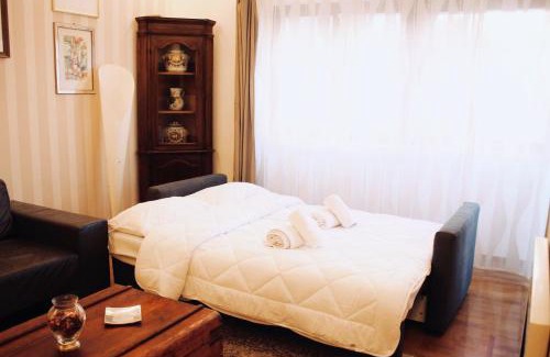 Monteverde Apartment | Chic and Elegant Apartment in the heart of Rome