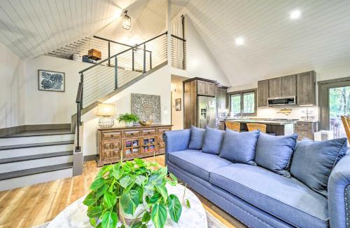 Brevard House | Chic Brevard Cabin - Nature, Trails, and Water!