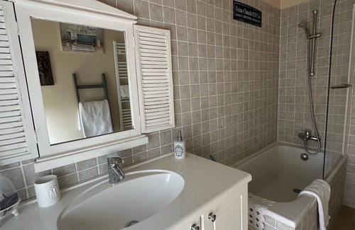 Suzay House | Chic & Charme Cottage