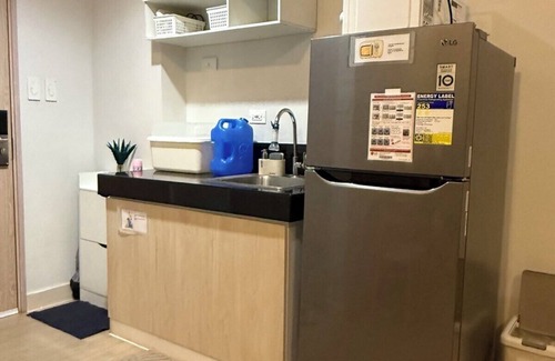 Santa Rosa Condo | Chic condo near SM City Sta Rosa